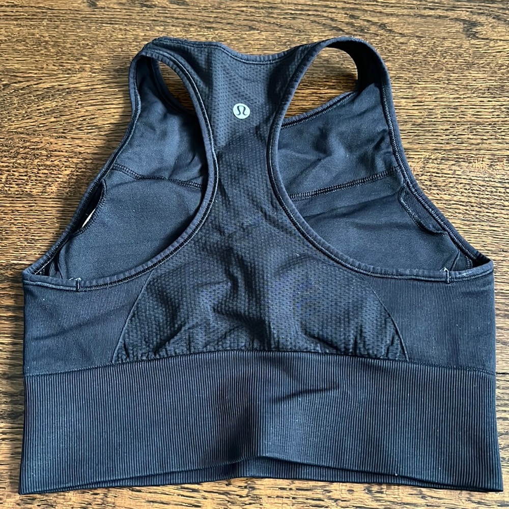 Black lululemon bra top sz 6